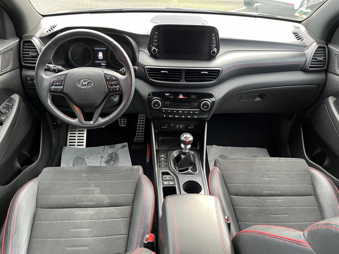 HYUNDAI TUCSON 6
