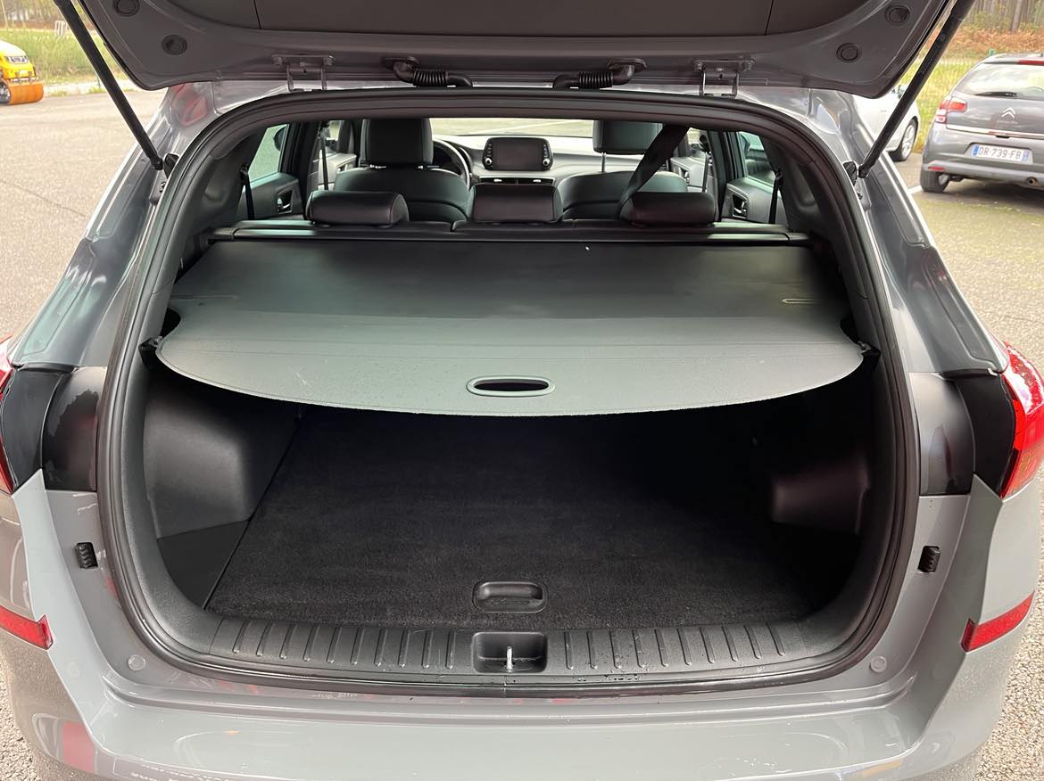 HYUNDAI TUCSON 4