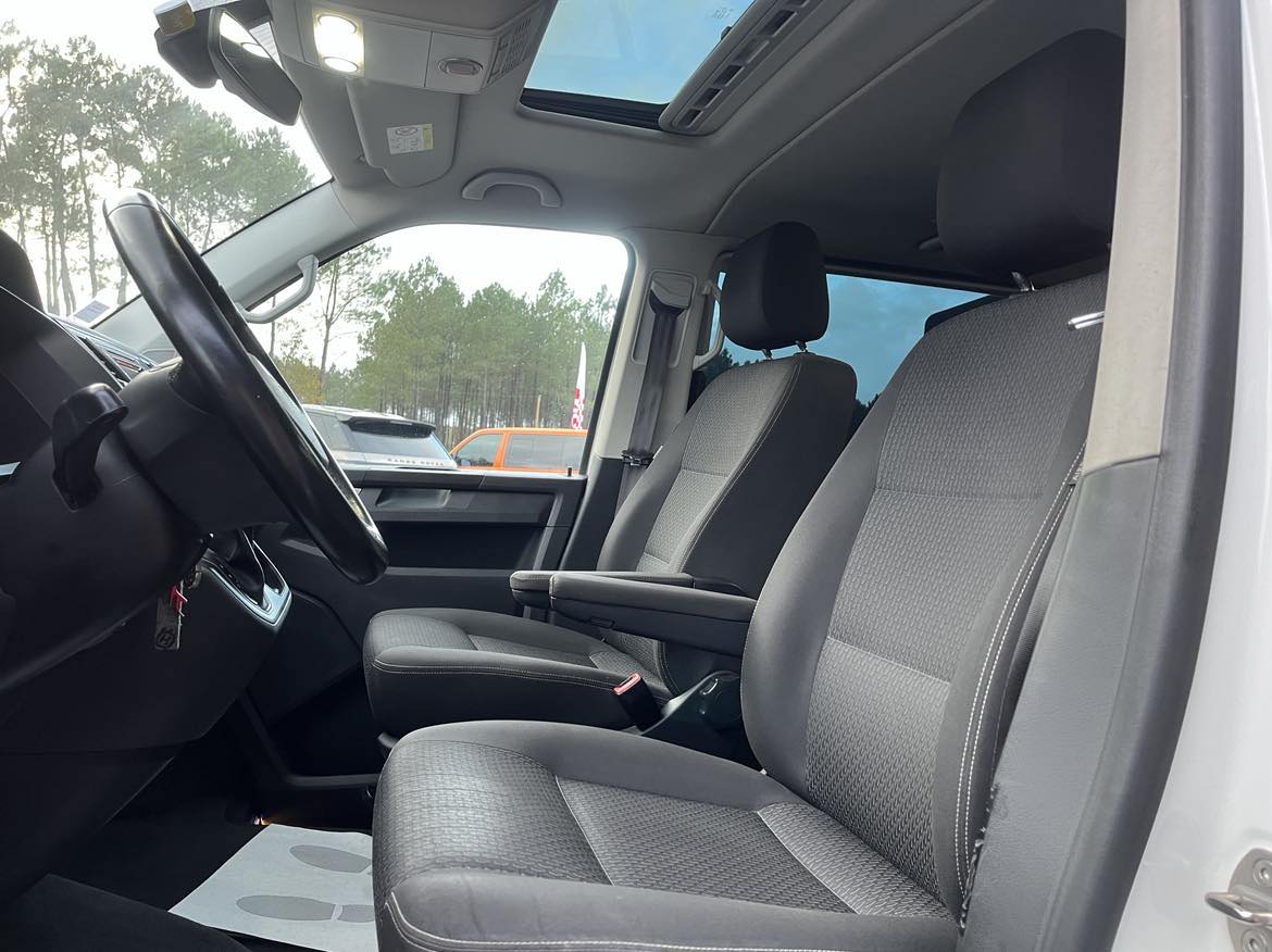 VOLKSWAGEN MULTIVAN 7