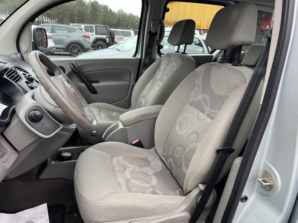 RENAULT KANGOO 5